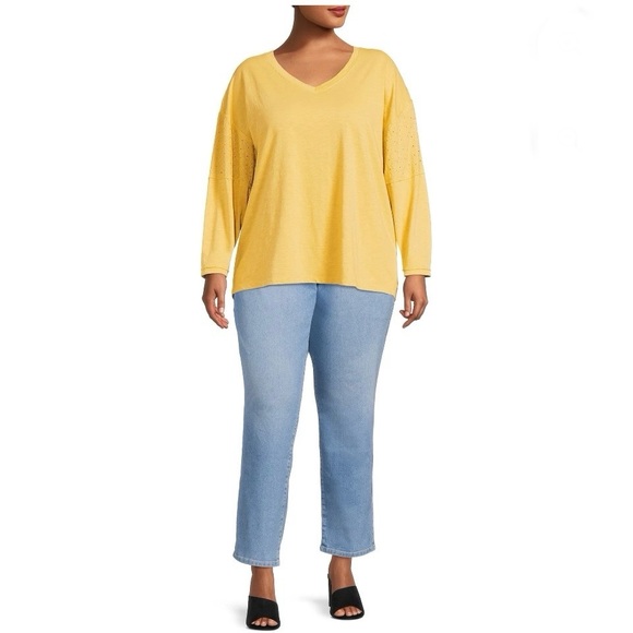 Terra & Sky Women’s Yellow Mixed Media V-Neck Eyelet Top Plus Size 4X (28W-30W) - Picture 3 of 14